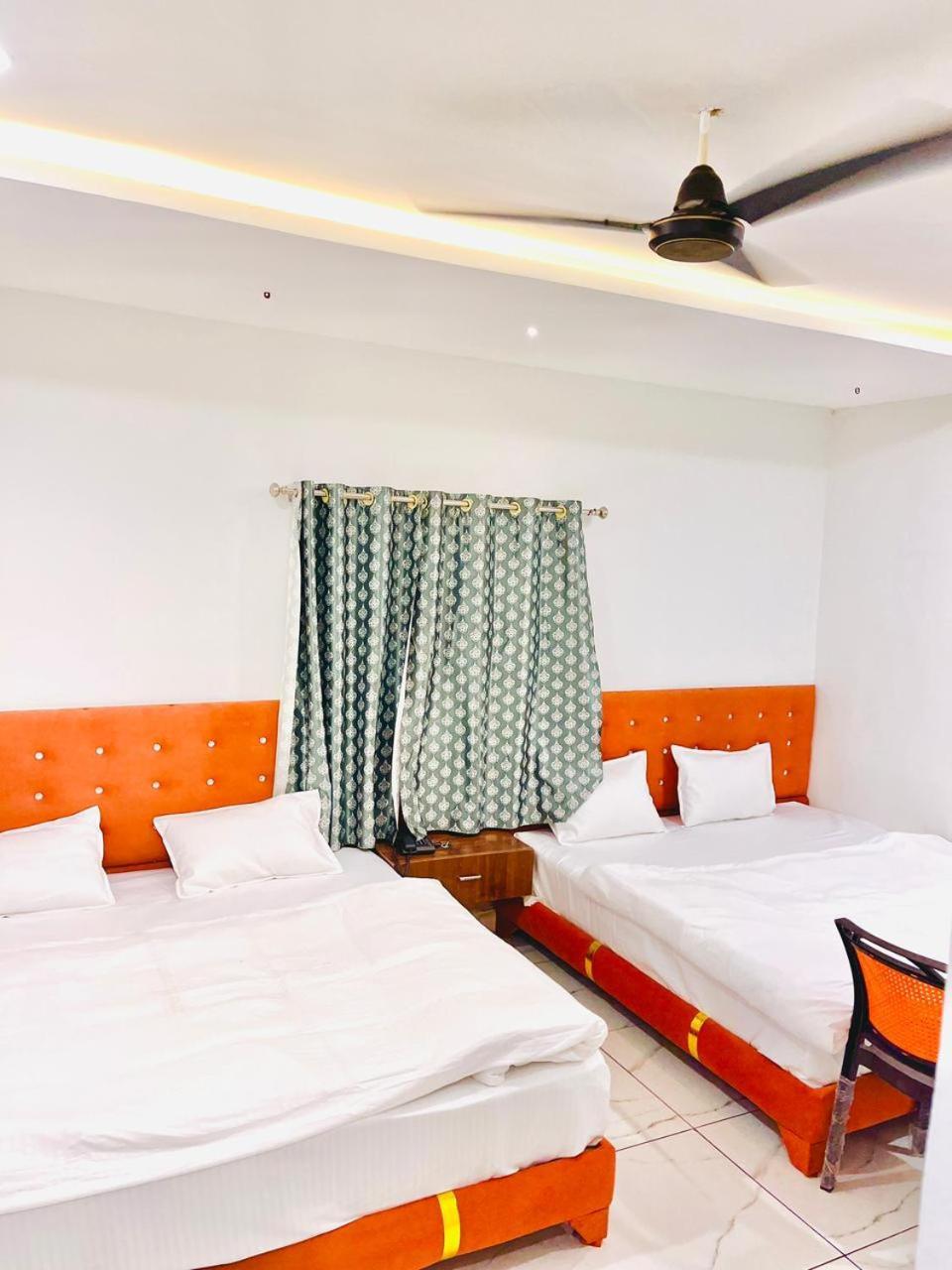 Hotel Shree Kedar Palace 우자인 외부 사진